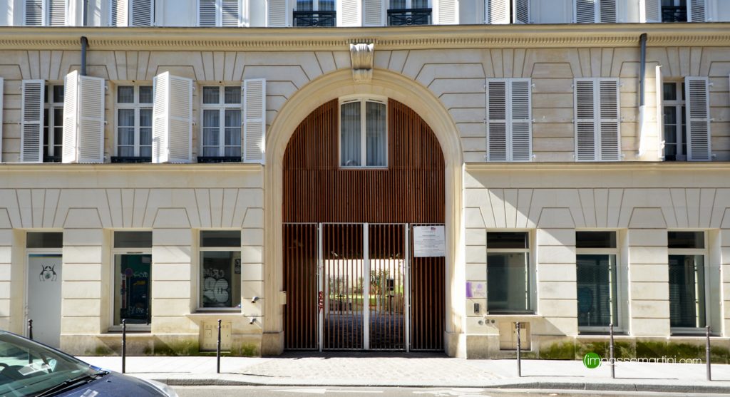 ou par la rue de l'Echiquier